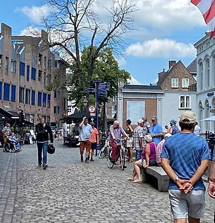 Boutique Nieuw Uilenburg 2*