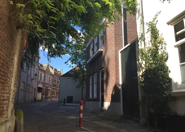 Boutique Nieuw Uilenburg 2*