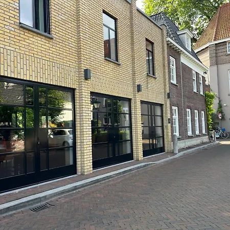 Boutique Nieuw Uilenburg 2*